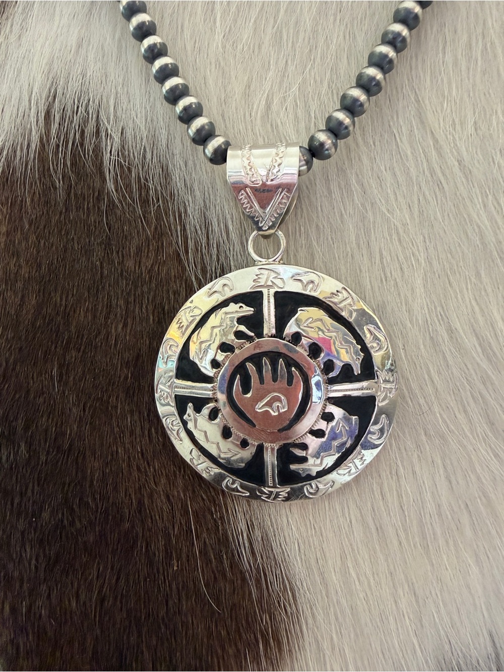 ❤️ Signed Navajo Alonzo Mariano Bear Claw Story Teller Pendant Sterling 2.69”L - Picture 11 of 16